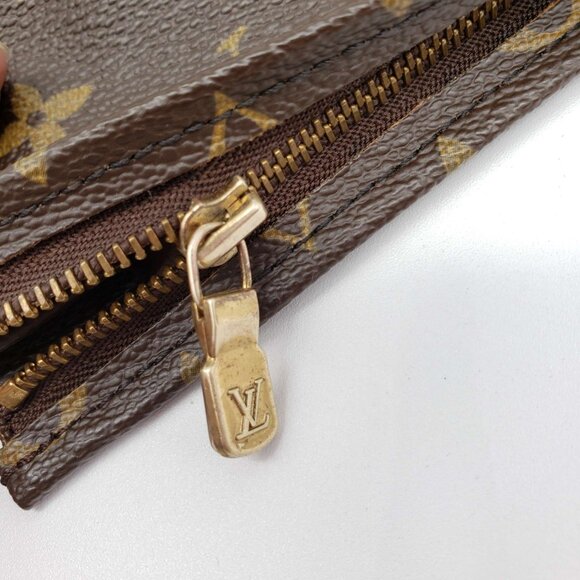 100% Authentic Louis Vuitton Poche toilette 26 Canvas Cosmetic Pouch 140-121324 - Picture 9 of 14